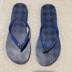Tory Burch women’s sea new travelers sandal 9 navy blue jelly flip flop thong